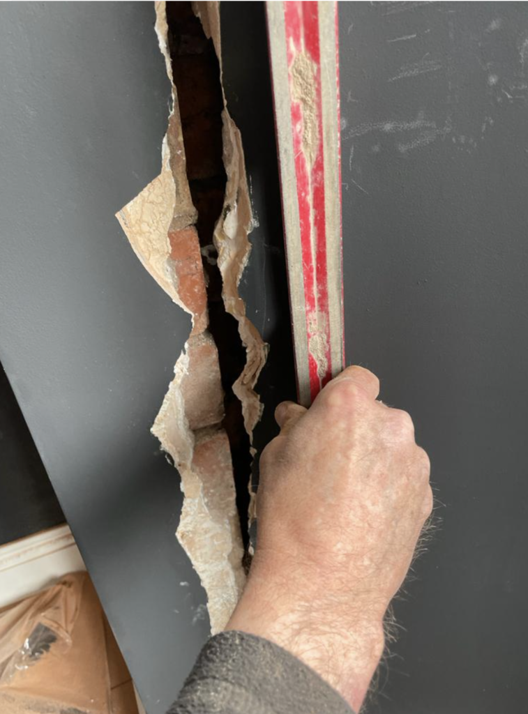 Showing Severe Bay Window Wall Crack